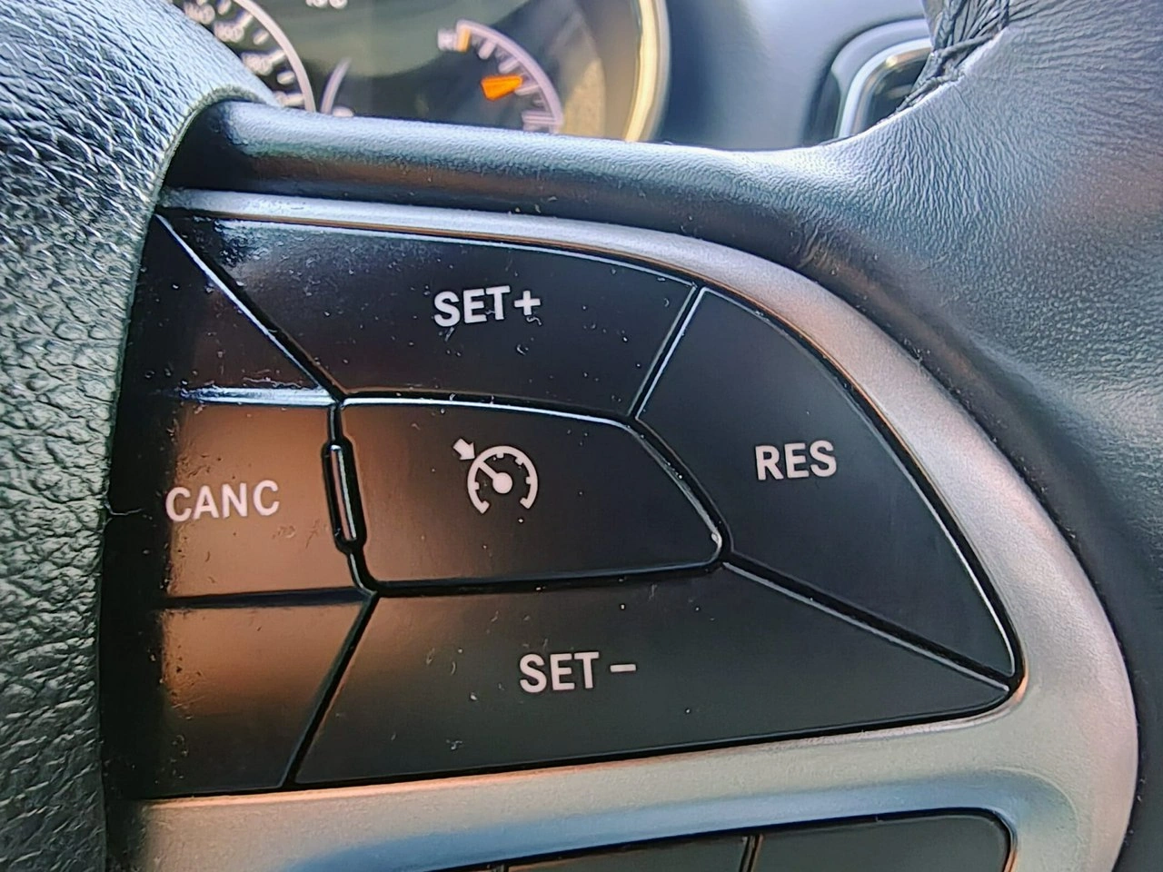 Jeep Grand Cherokee - Zdjęcie 20