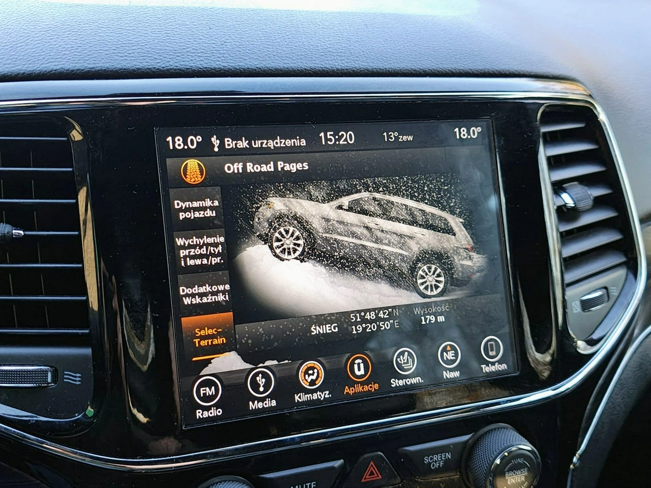 Jeep Grand Cherokee - Zdjęcie 23