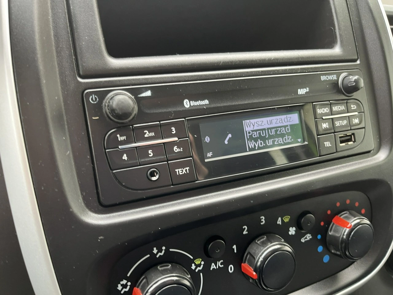 Renault Trafic - Zdjęcie 23