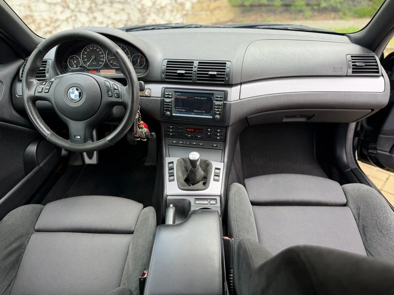 BMW 330 - Zdjęcie 6