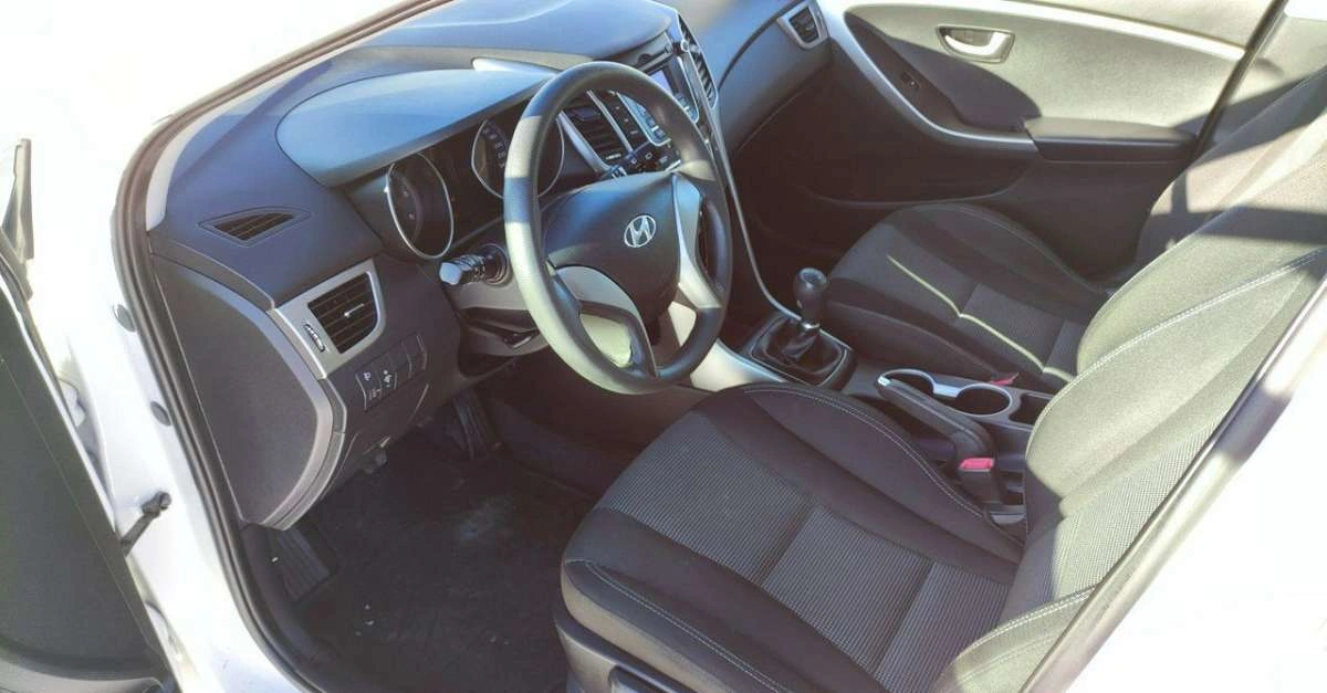 Hyundai i30 - Zdjęcie 6