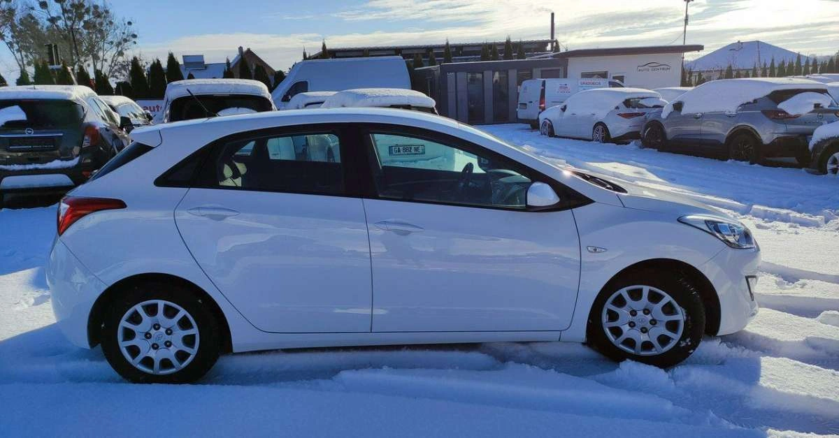 Hyundai i30 - Zdjęcie 16