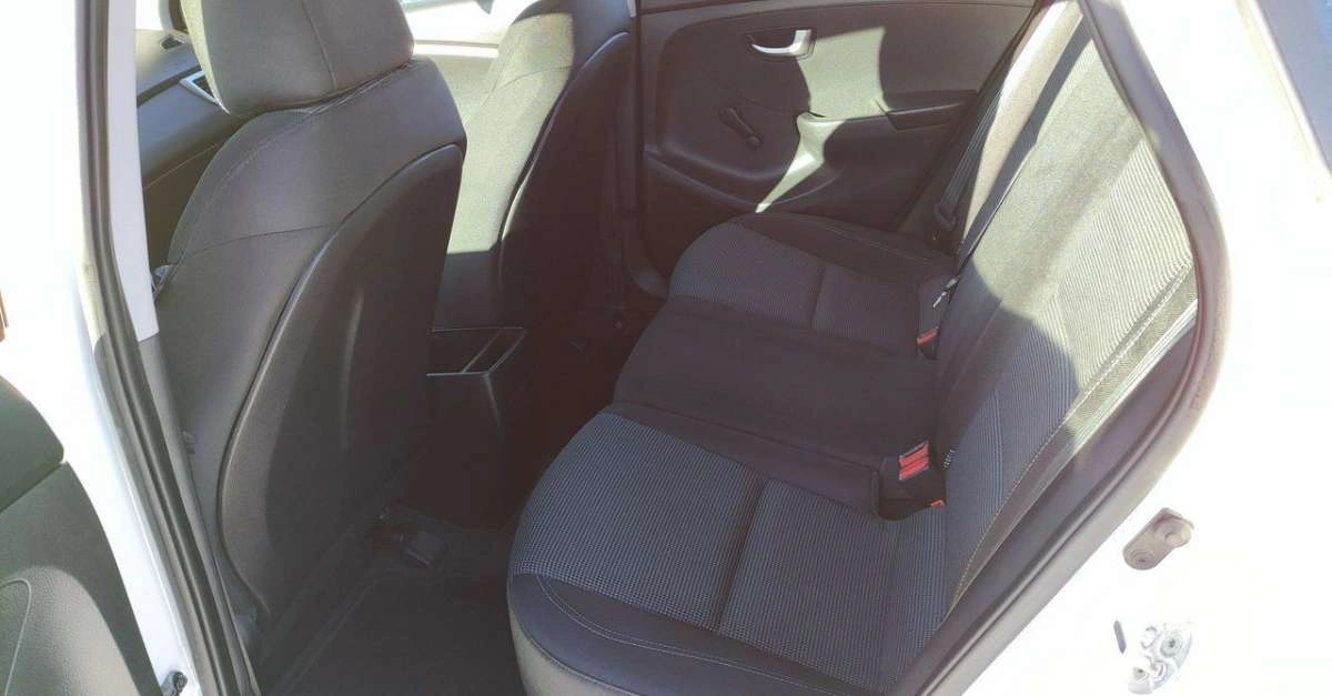 Hyundai i30 - Zdjęcie 23