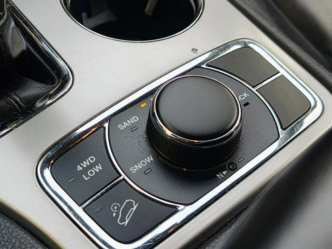 Jeep Grand Cherokee - Zdjęcie 10