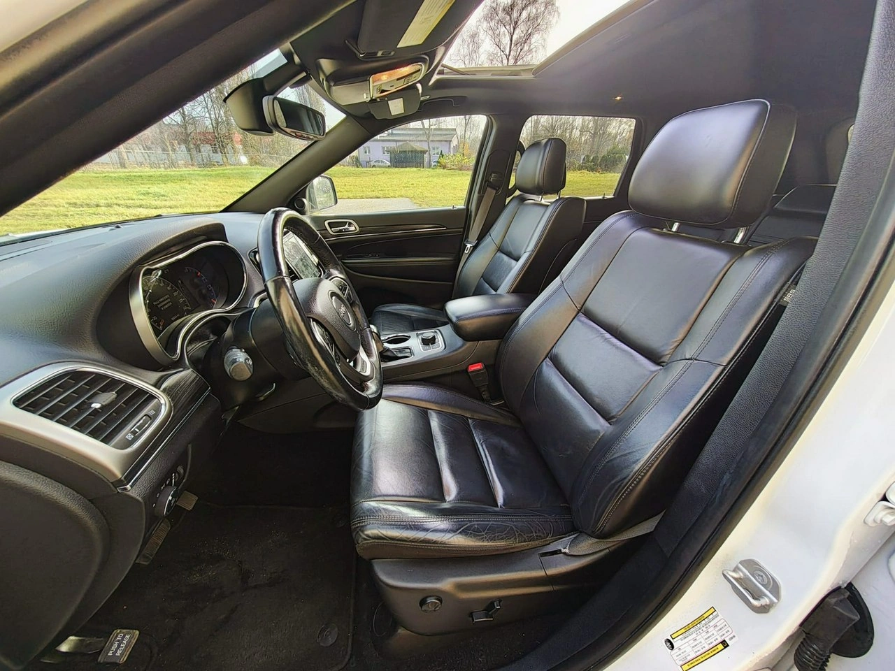 Jeep Grand Cherokee - Zdjęcie 11