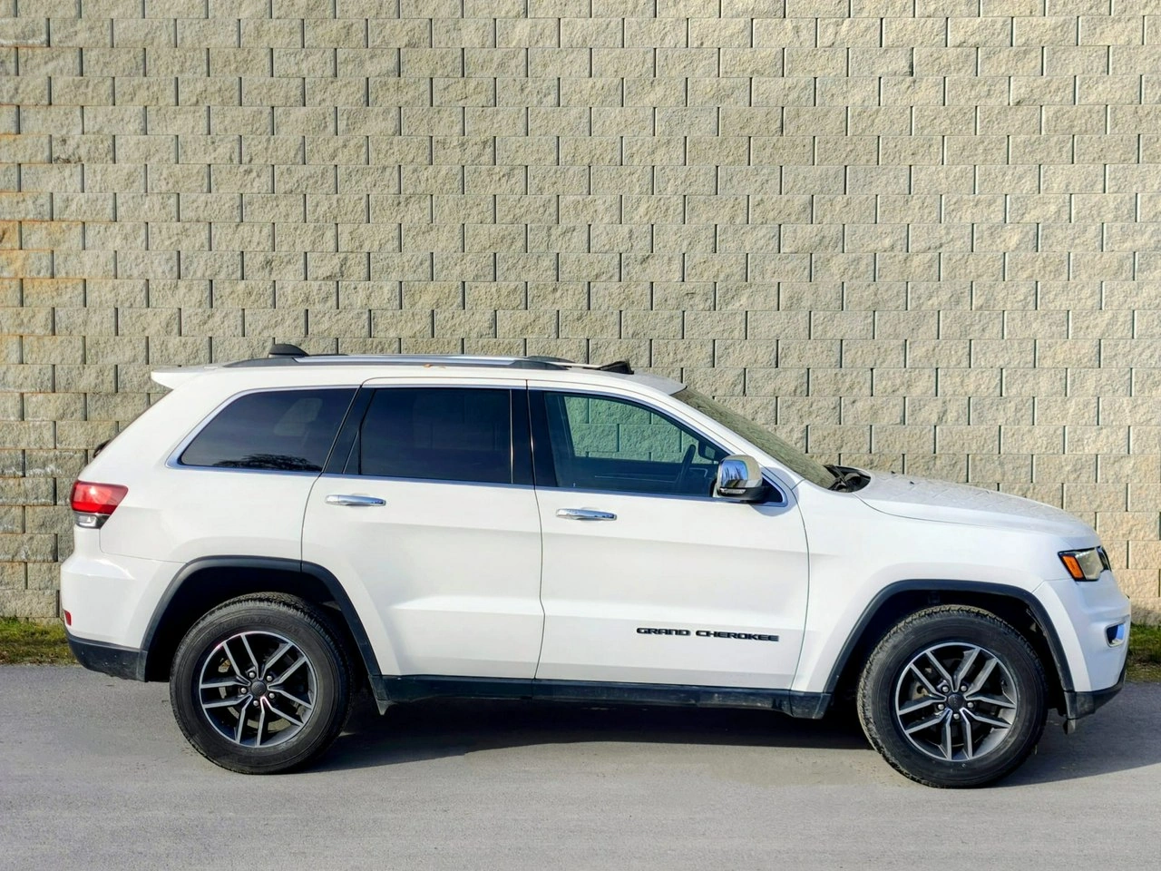 Jeep Grand Cherokee - Zdjęcie 5