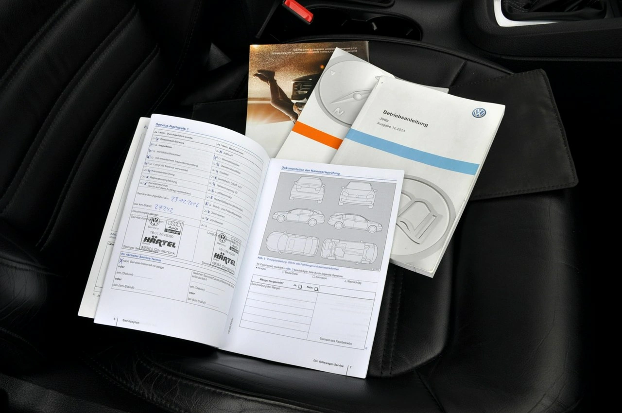 Volkswagen Jetta - Zdjęcie 39