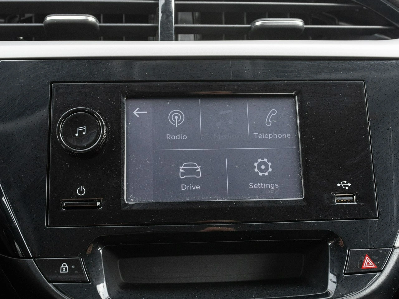 Opel Corsa - Zdjęcie 17