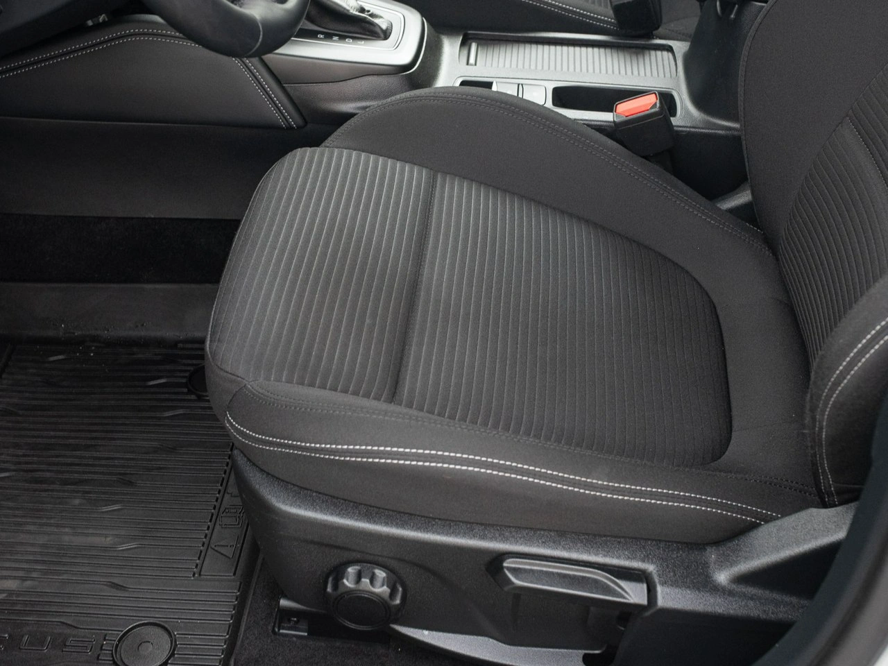 Ford Focus - Zdjęcie 10