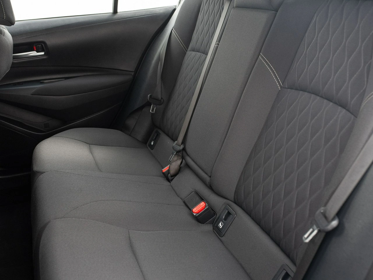 Toyota Corolla - Zdjęcie 23