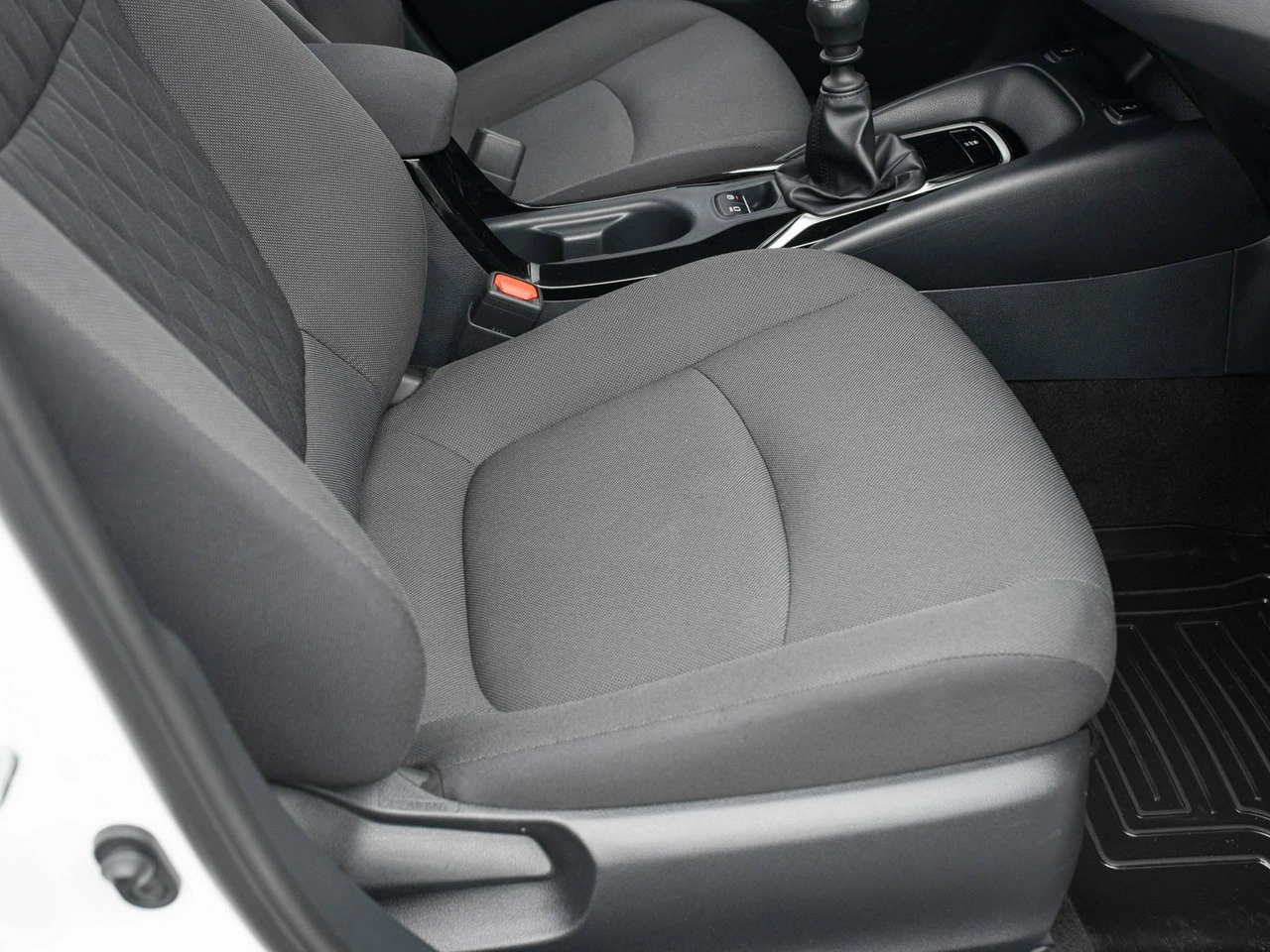 Toyota Corolla - Zdjęcie 27