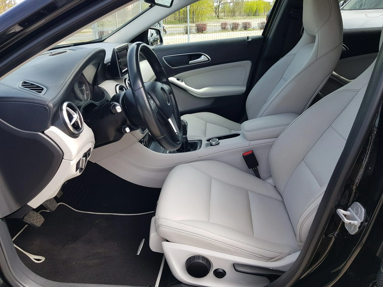 Mercedes A 180 - Zdjęcie 8