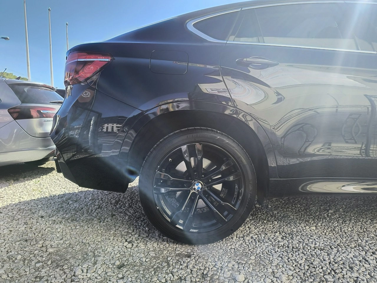 BMW X6 M50 - Zdjęcie 35