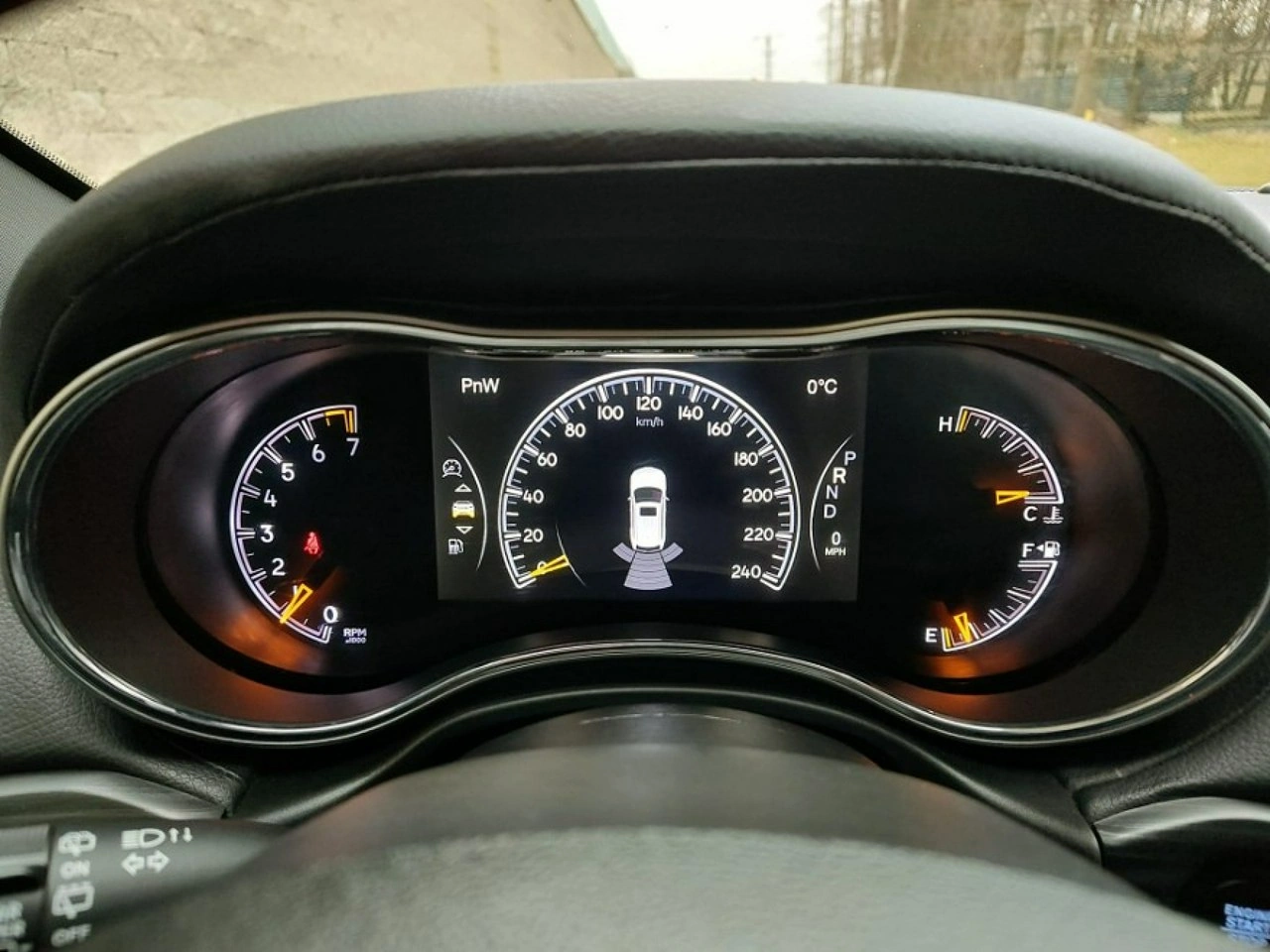 Jeep Grand Cherokee - Zdjęcie 18