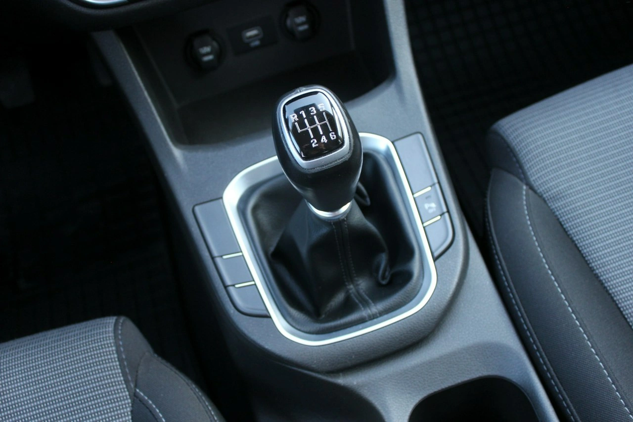 Hyundai i30 - Zdjęcie 15