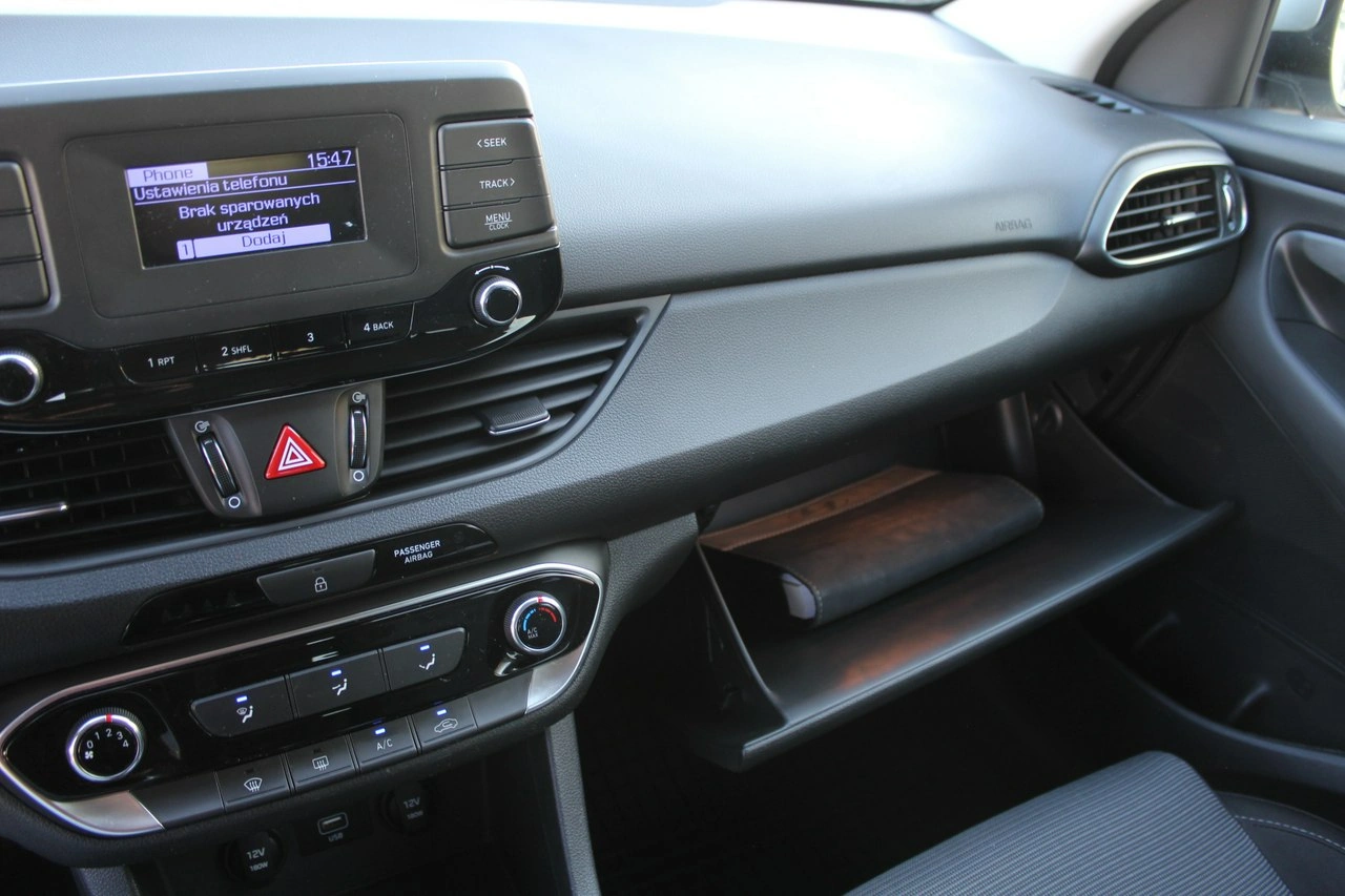 Hyundai i30 - Zdjęcie 24