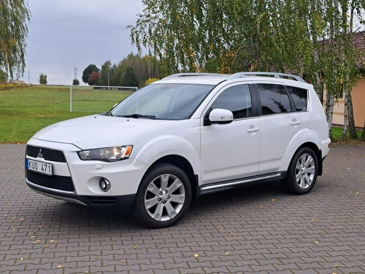 Mitsubishi Outlander - Zdjęcie 2