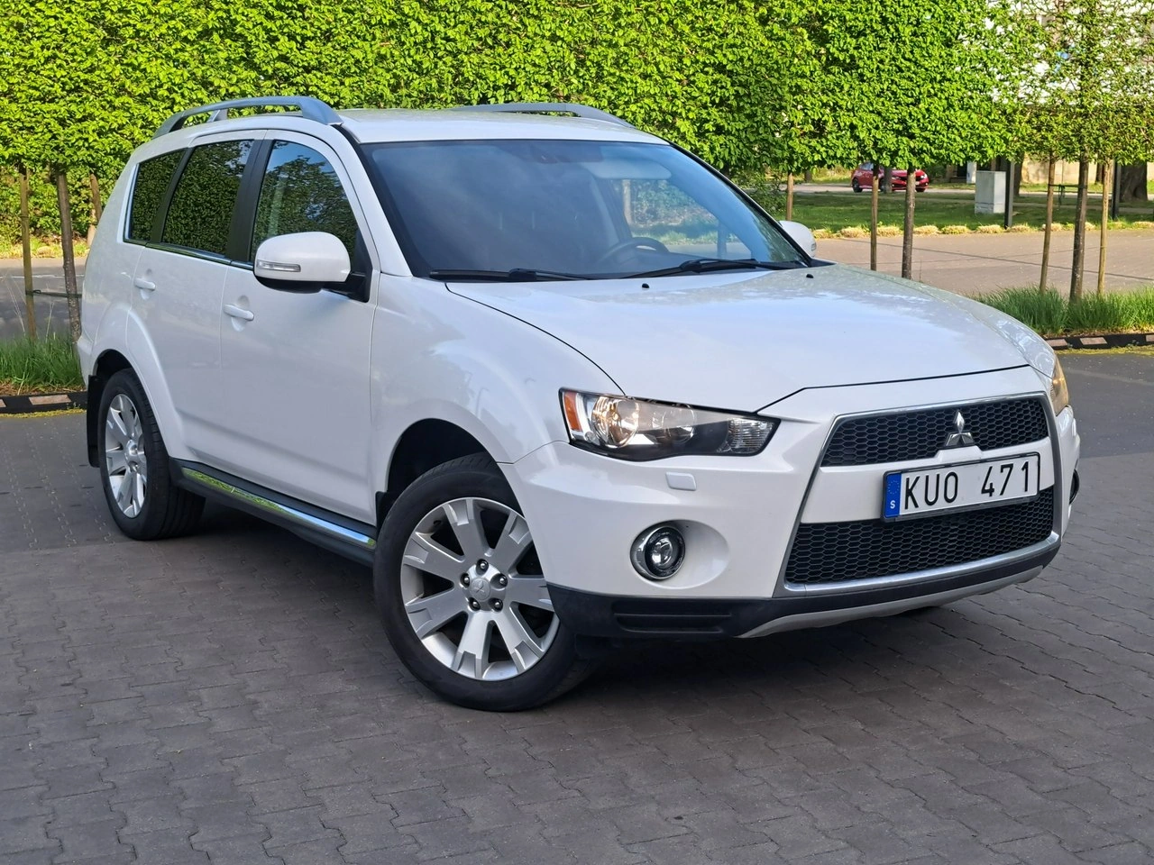 Mitsubishi Outlander - Zdjęcie 1