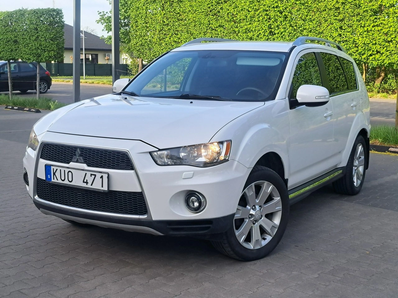 Mitsubishi Outlander - Zdjęcie 3