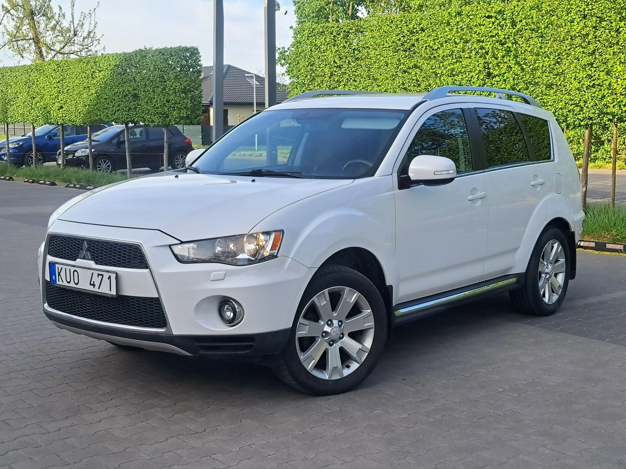 Mitsubishi Outlander - Zdjęcie 4