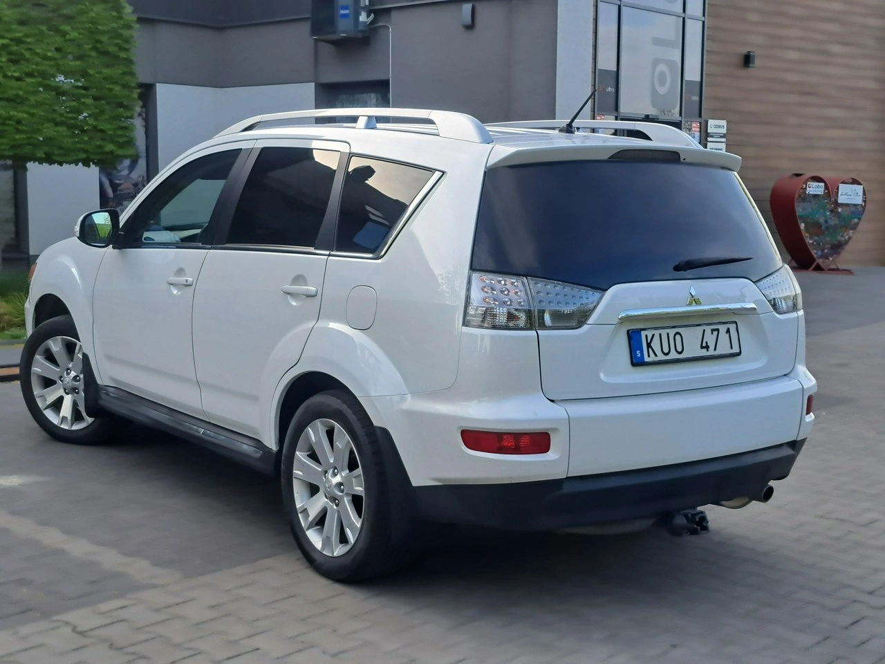 Mitsubishi Outlander - Zdjęcie 7
