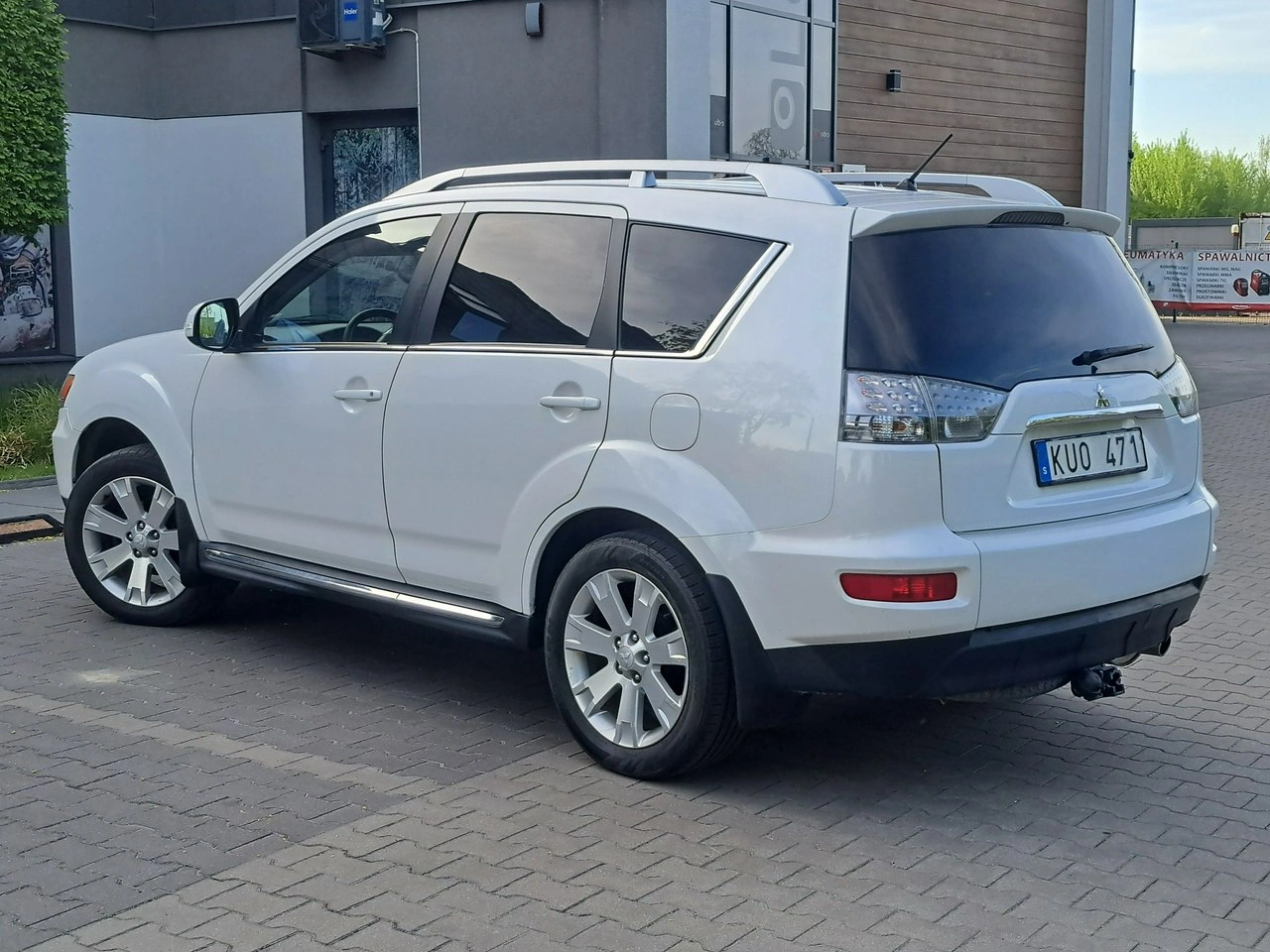 Mitsubishi Outlander - Zdjęcie 8