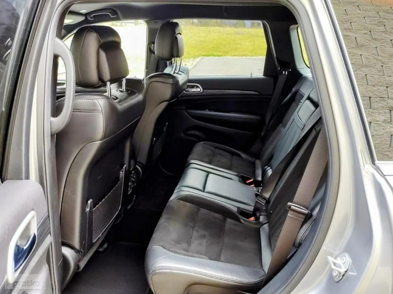 Jeep Grand Cherokee - Zdjęcie 19