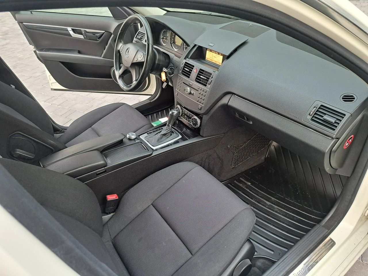 Mercedes C 180 - Zdjęcie 16