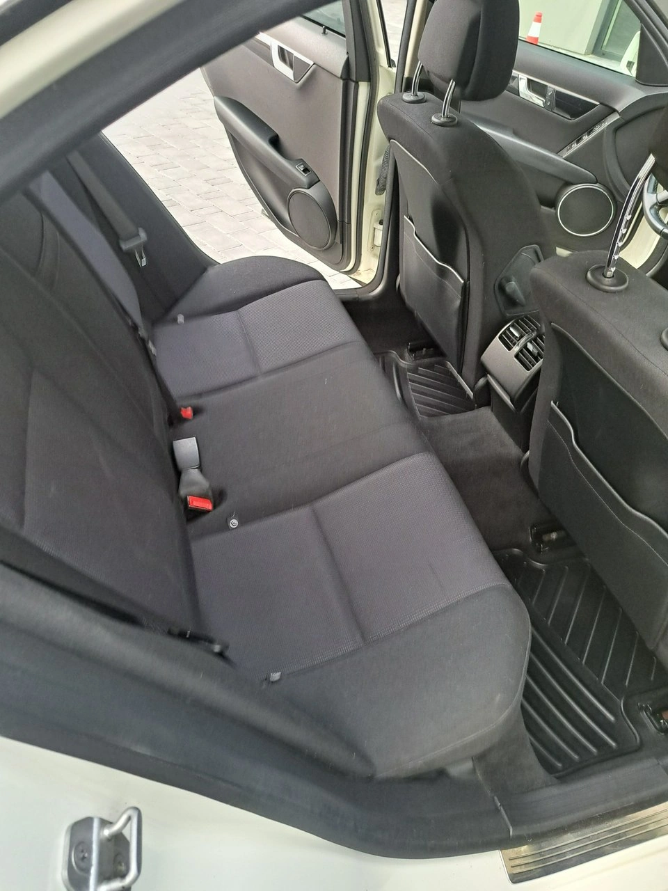 Mercedes C 180 - Zdjęcie 17