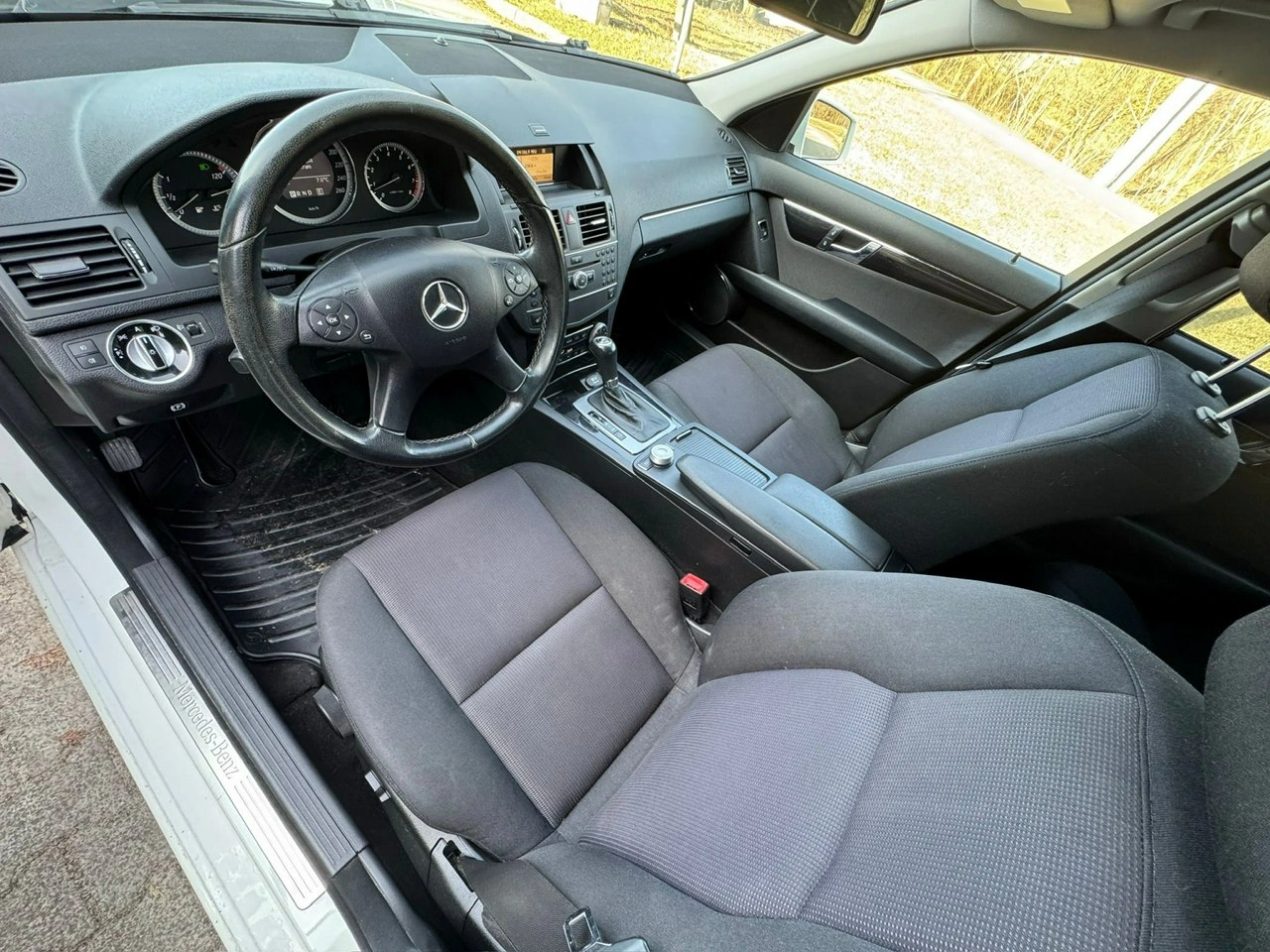 Mercedes C 180 - Zdjęcie 19