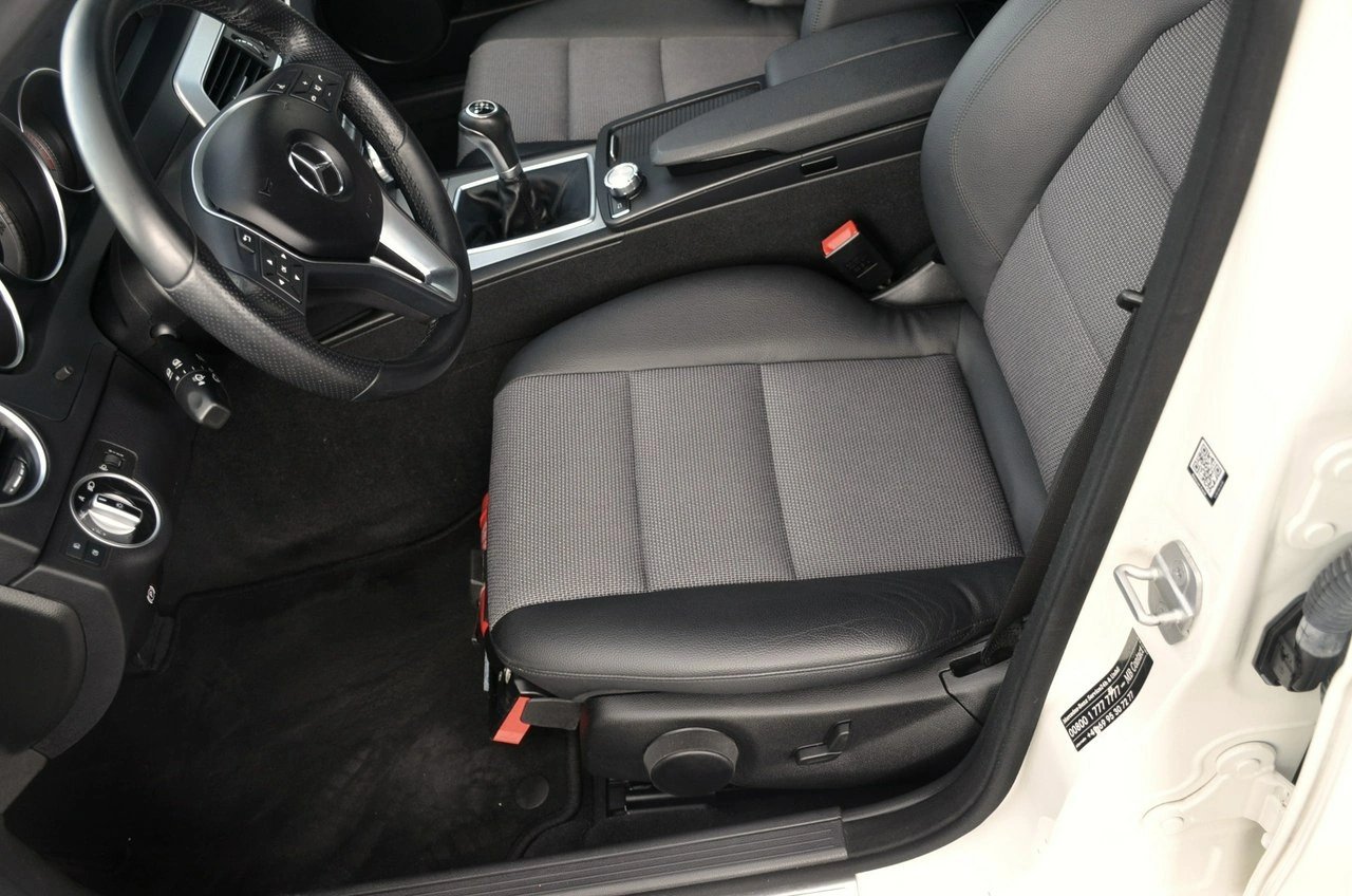 Mercedes C 180 - Zdjęcie 16