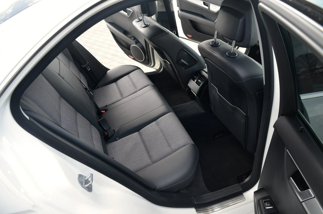 Mercedes C 180 - Zdjęcie 18