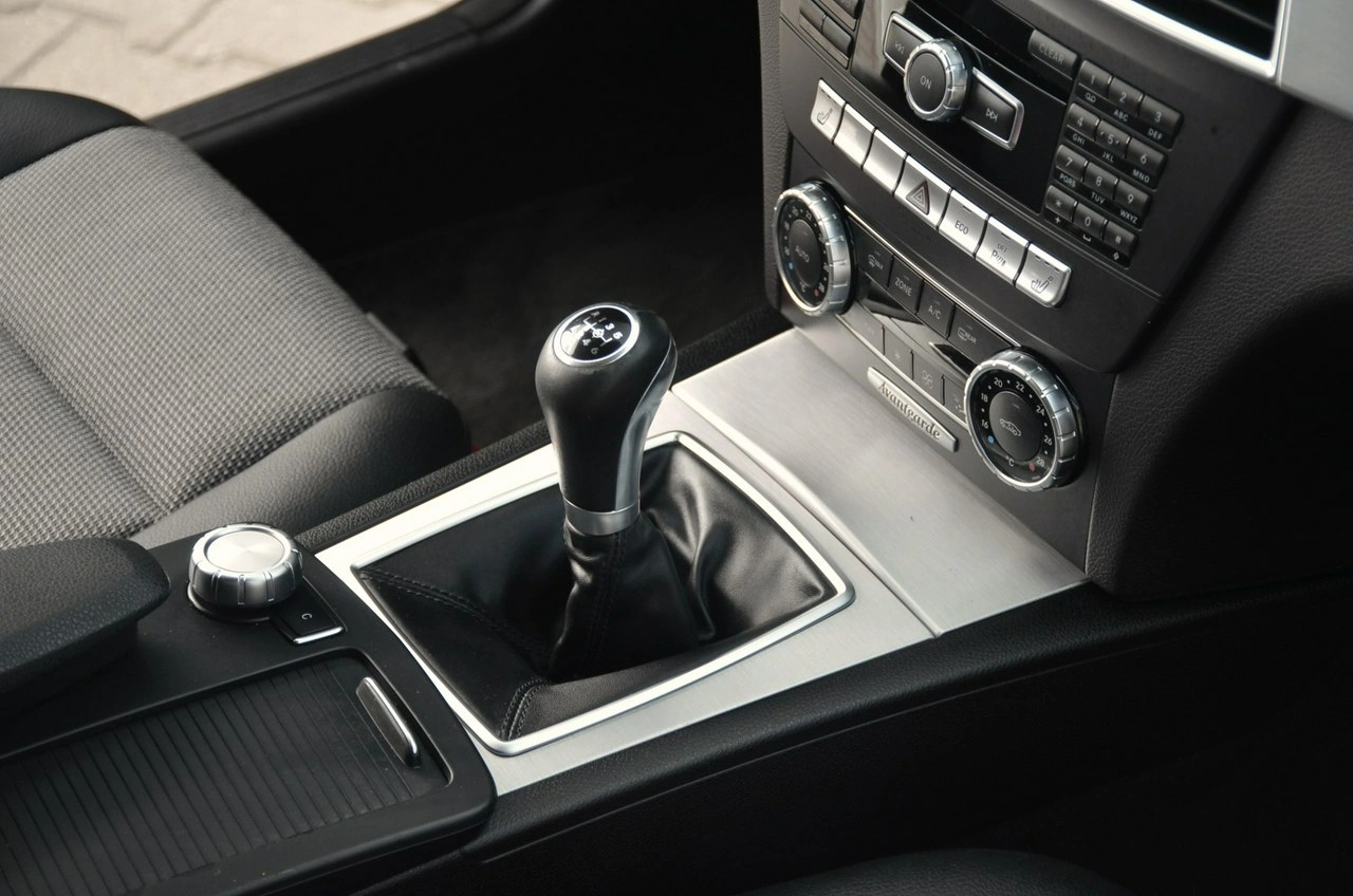 Mercedes C 180 - Zdjęcie 23