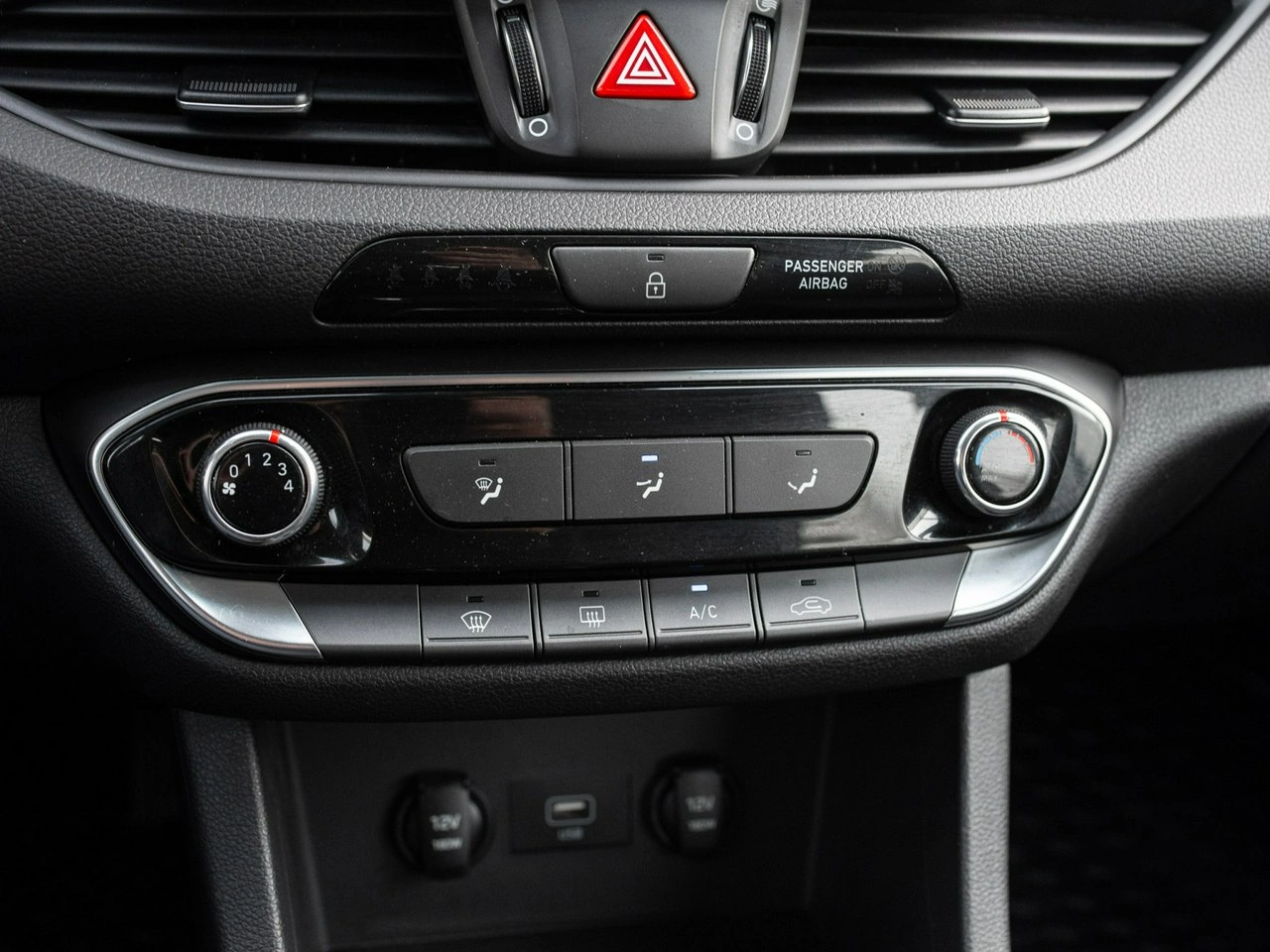 Hyundai i30 - Zdjęcie 16