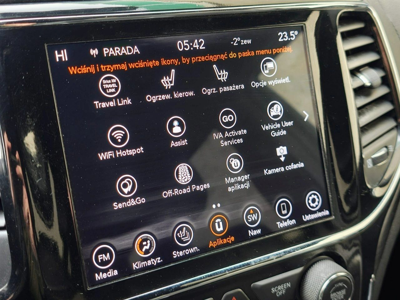 Jeep Grand Cherokee - Zdjęcie 18