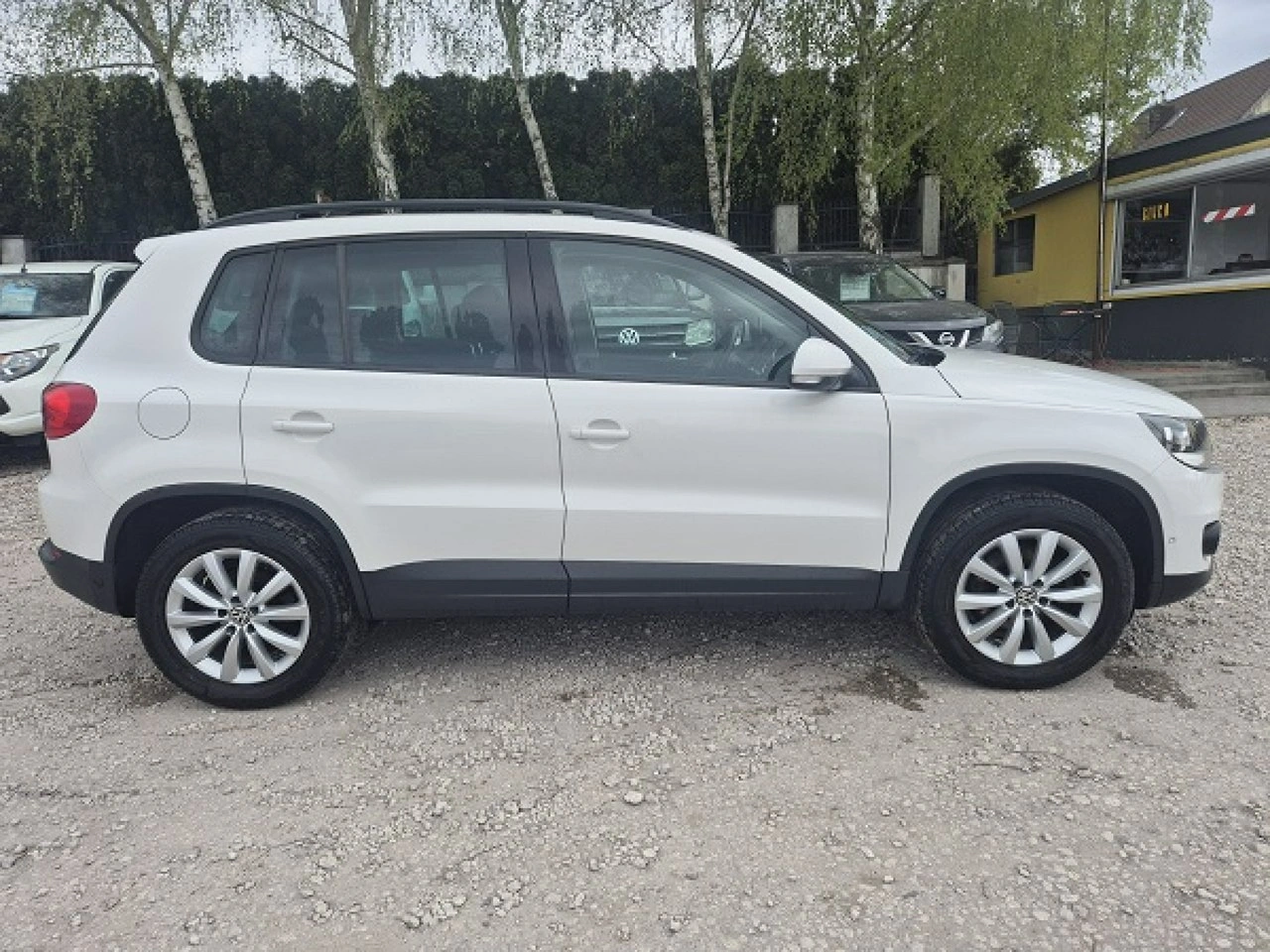 Volkswagen Tiguan - Zdjęcie 11