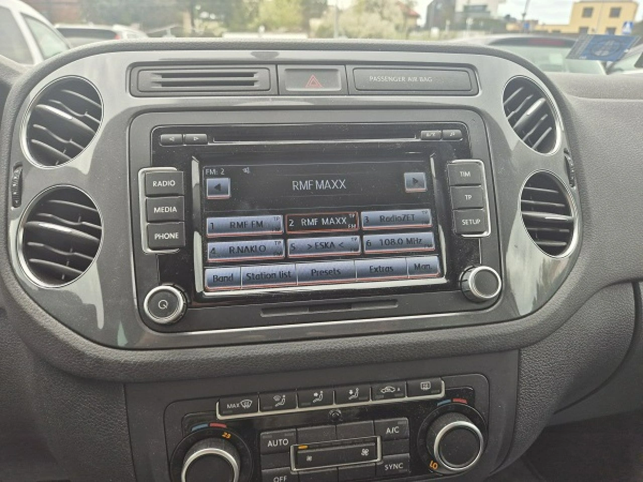 Volkswagen Tiguan - Zdjęcie 19