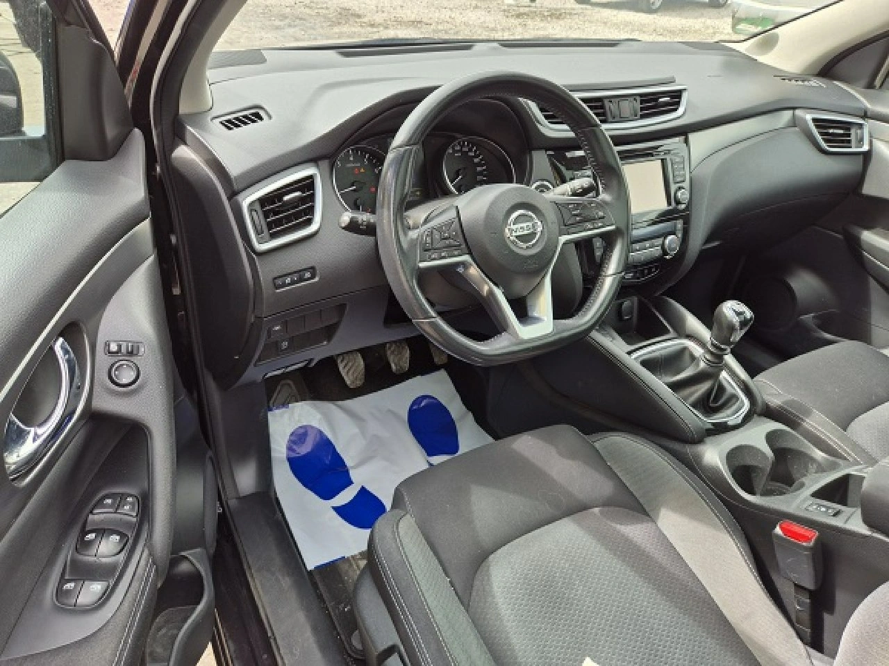 Nissan Qashqai - Zdjęcie 13