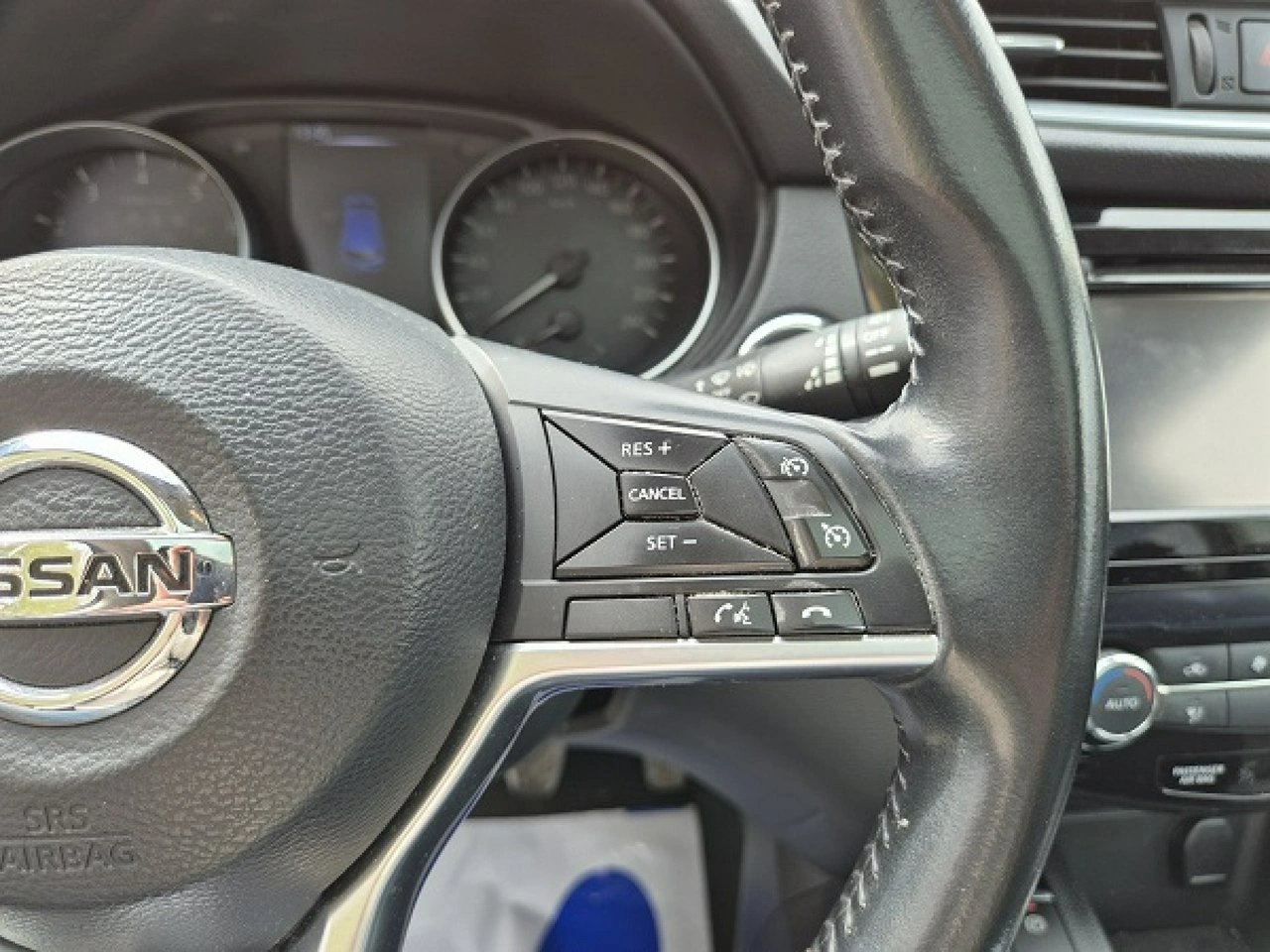 Nissan Qashqai - Zdjęcie 20