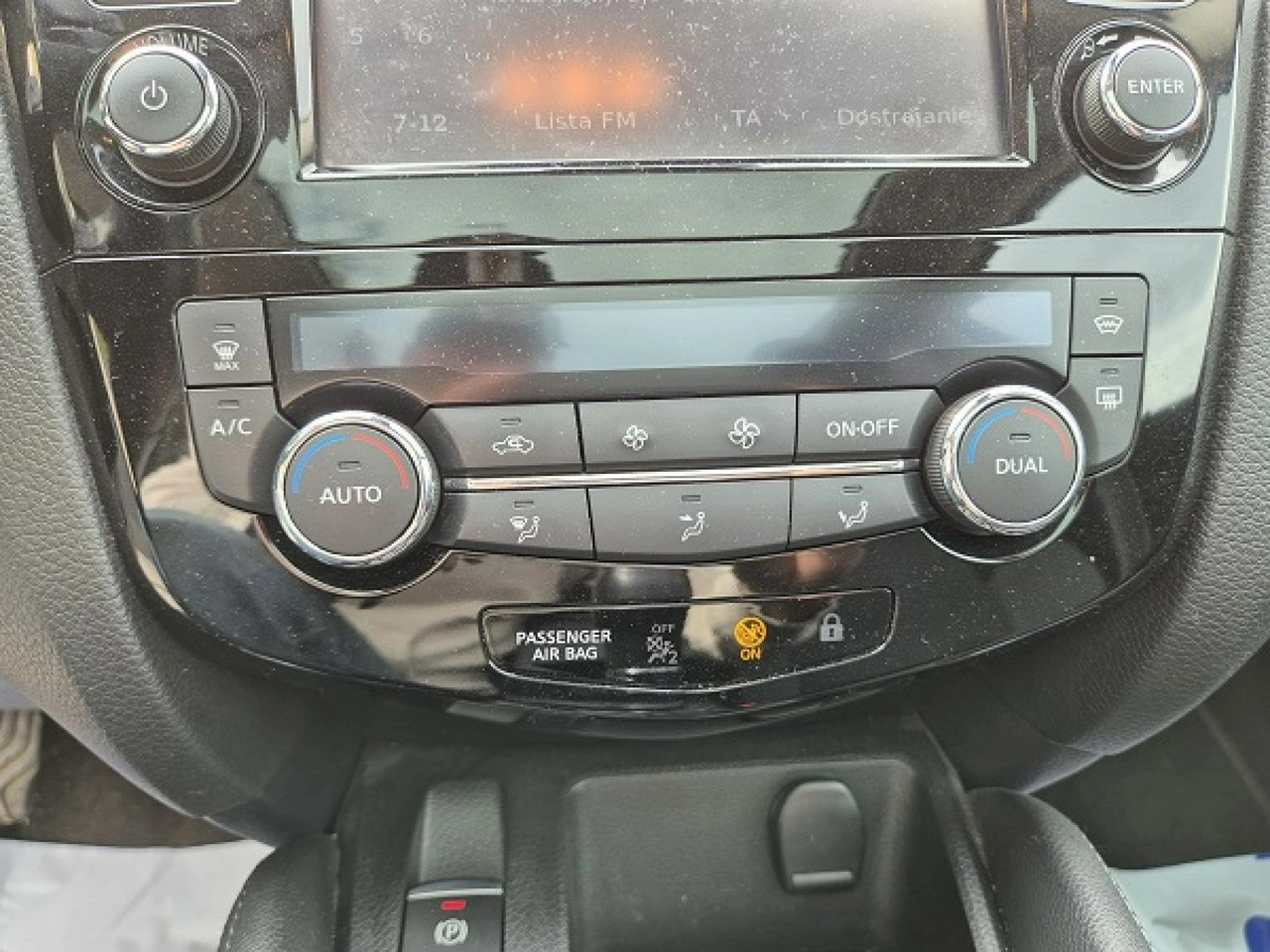 Nissan Qashqai - Zdjęcie 23