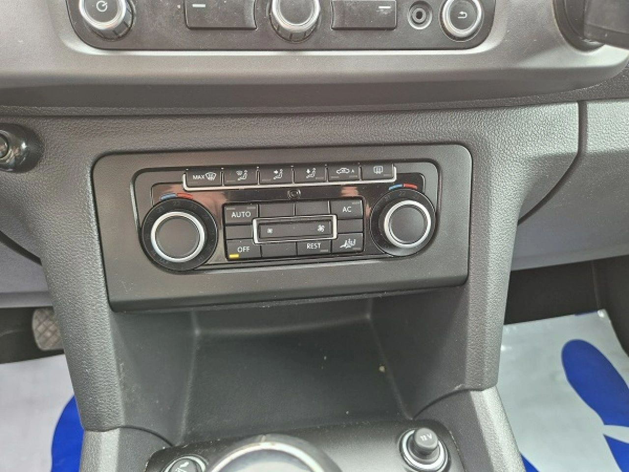 Volkswagen Amarok - Zdjęcie 20