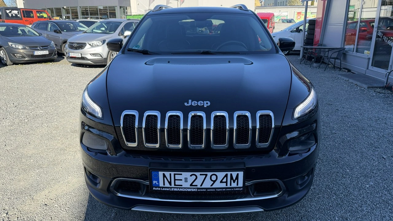 Jeep Cherokee - Zdjęcie 18