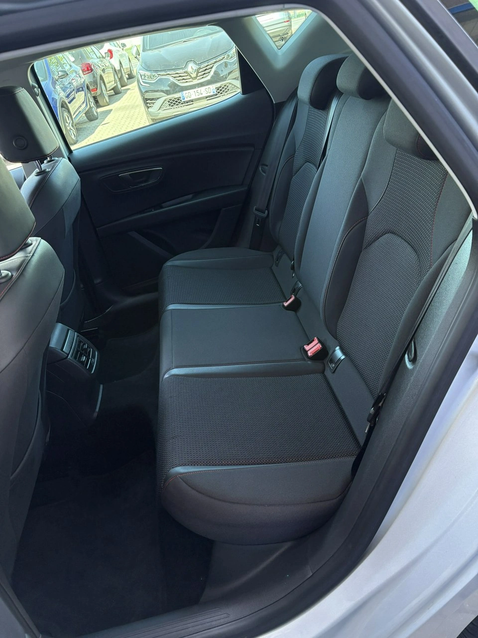 Seat Leon - Zdjęcie 15