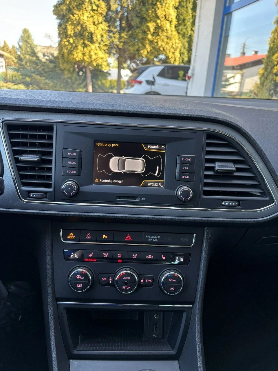 Seat Leon - Zdjęcie 23