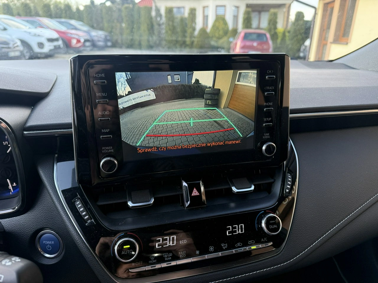 Toyota Corolla - Zdjęcie 19