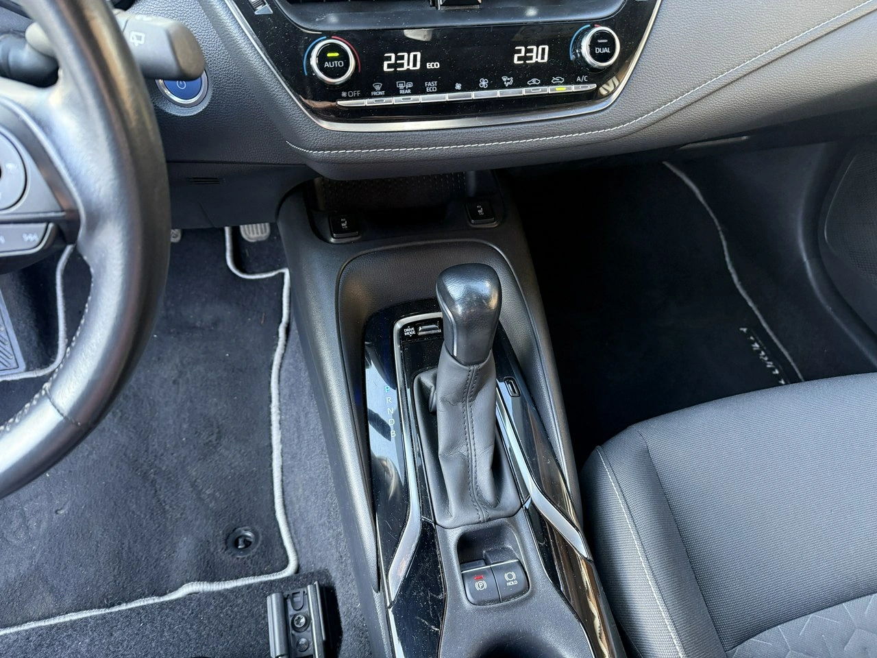 Toyota Corolla - Zdjęcie 20