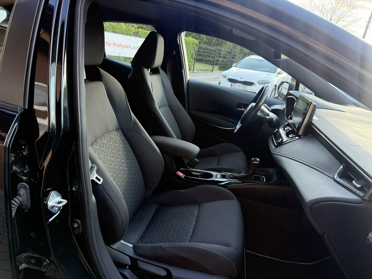 Toyota Corolla - Zdjęcie 23