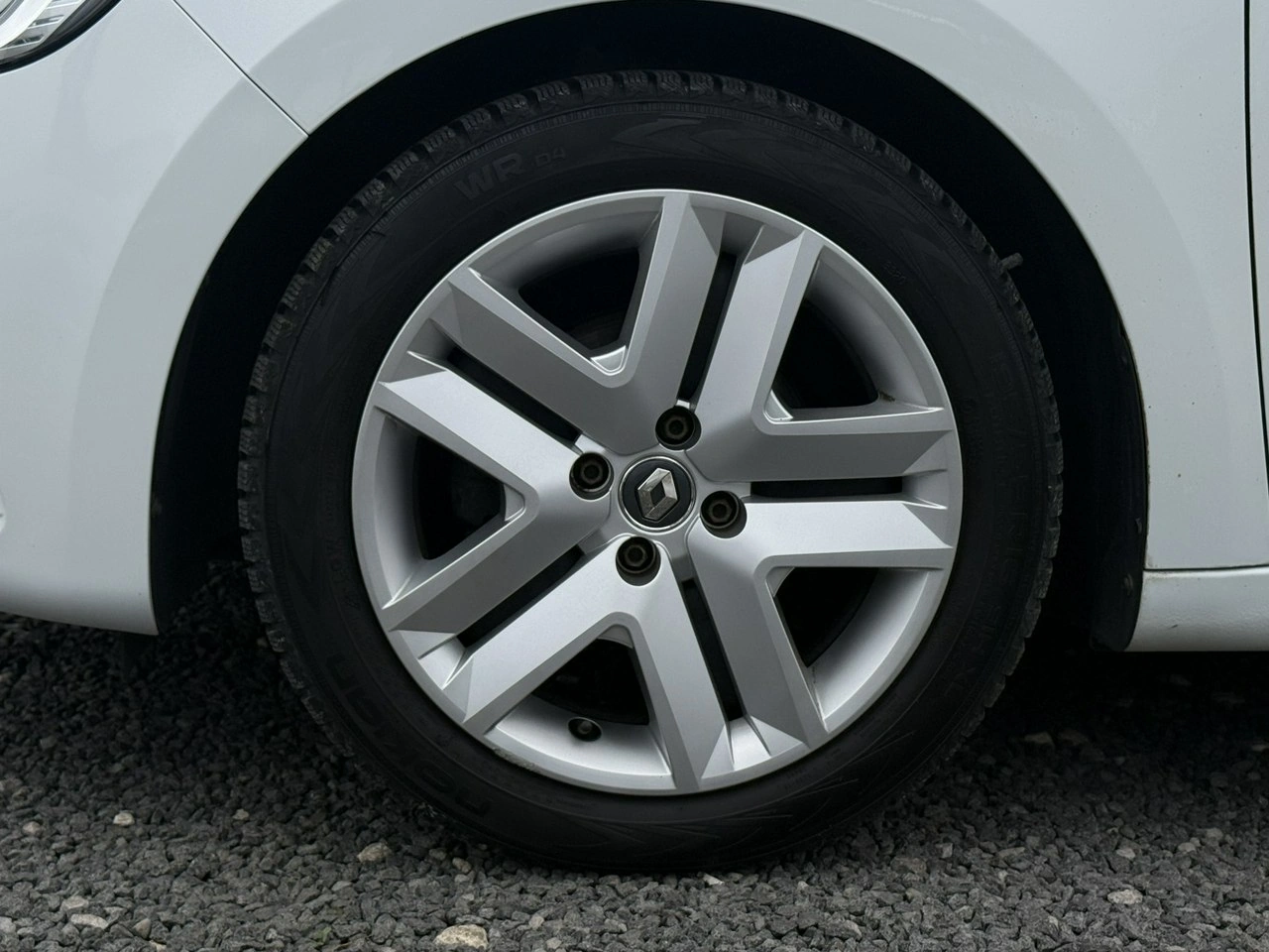 Renault Clio - Zdjęcie 10
