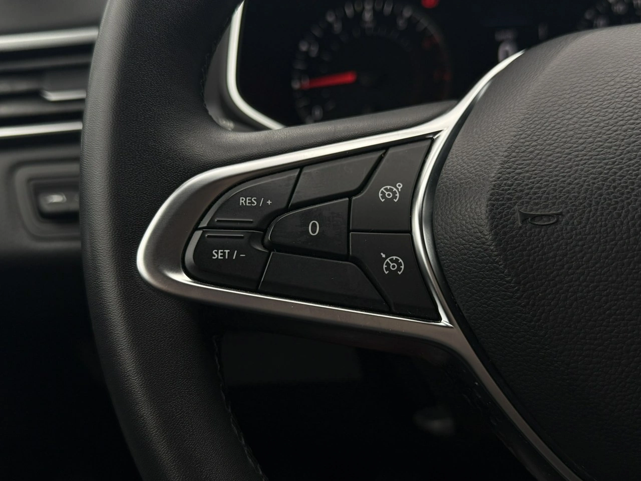 Renault Clio - Zdjęcie 18