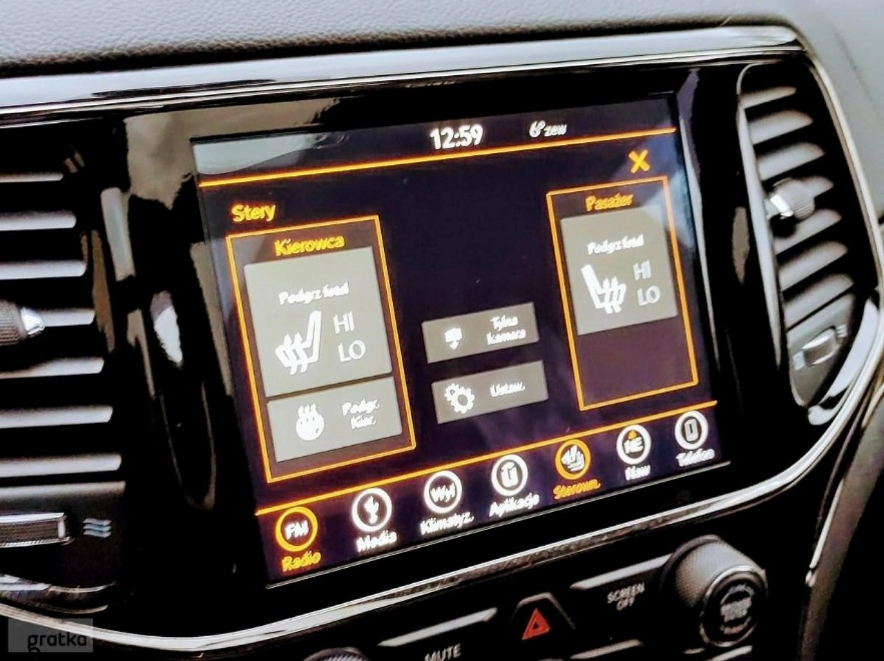 Jeep Grand Cherokee - Zdjęcie 19